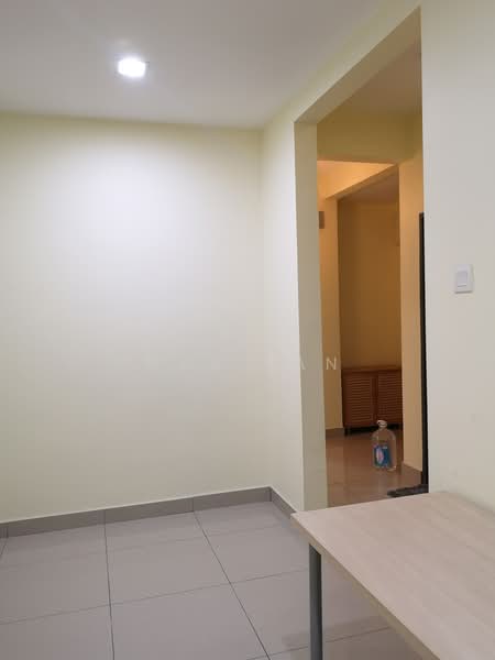 Kondominium untuk Dijual di Casa Tropicana - Max Tan - Interior - PropertyGuru.com.my