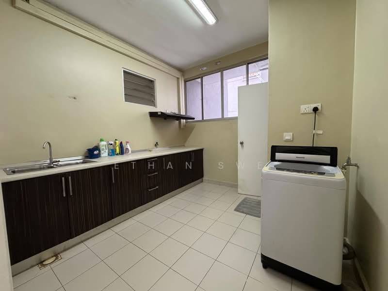 Kondominium untuk Disewa di Menjalara 18 - Ethan Swe - Interior - PropertyGuru.com.my