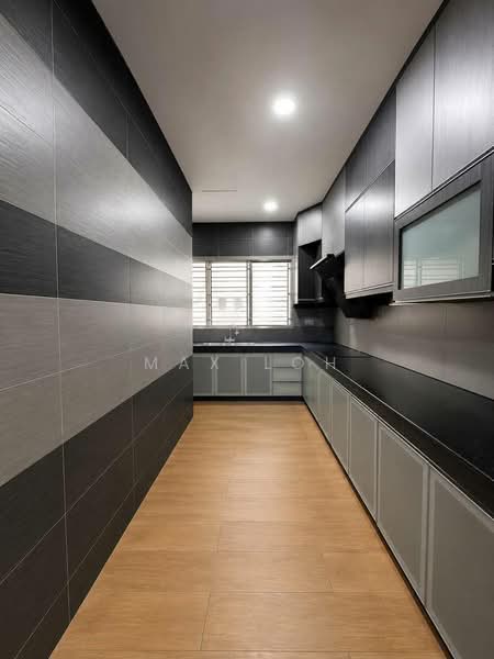 Rumah Teres 2-Tingkat untuk Dijual di Taman Sutera Utama (Skudai) - Max Loh - Kitchen - PropertyGuru.com.my