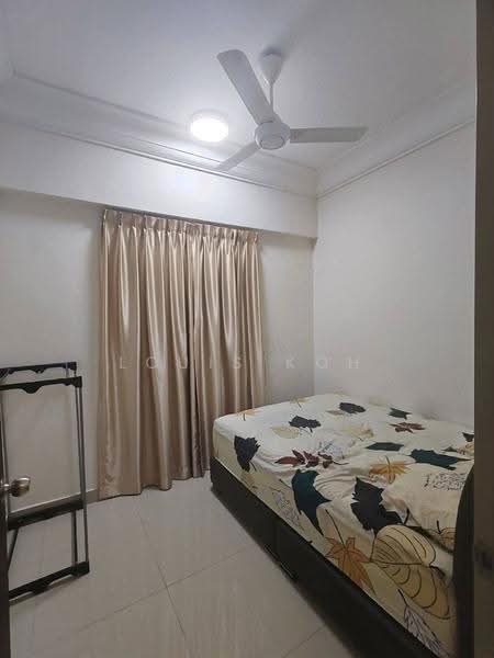 Kediaman Servis untuk Dijual di V@SUMMERPLACE - Louis Koh - Bedroom - PropertyGuru.com.my