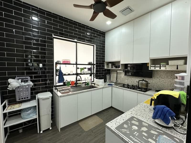 2-storey Terraced House for Sale in Telok Panglima Garang (Selangor) - Austin Wong - Kitchen - PropertyGuru.com.my