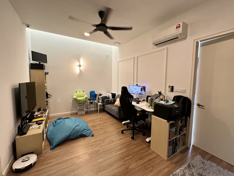2-storey Terraced House for Sale in Telok Panglima Garang (Selangor) - Austin Wong - Study - PropertyGuru.com.my