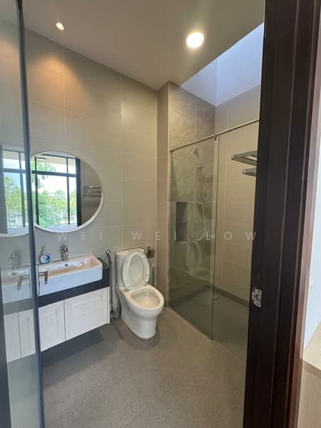 Rumah Berkembar untuk Disewa di Eco Sanctuary (Telok Panglima Garang) - Wei Wei Low - Bathroom - PropertyGuru.com.my