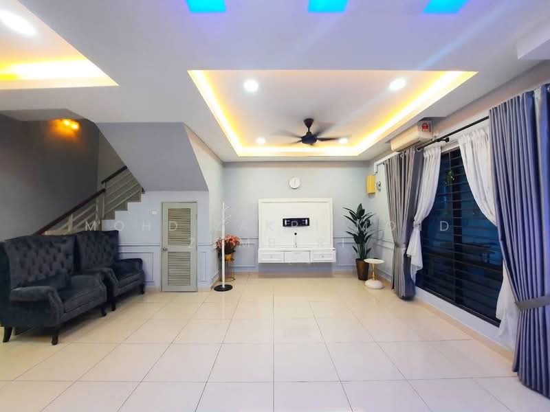 Terraced House for Sale in Bandar Putera 2 (Klang) - Mohd Zakri Mohd Zamberi - Living Room - PropertyGuru.com.my