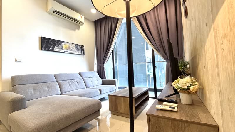 Pangsapuri untuk Disewa di D'Pristine - Jesse Poon - Living Room - PropertyGuru.com.my