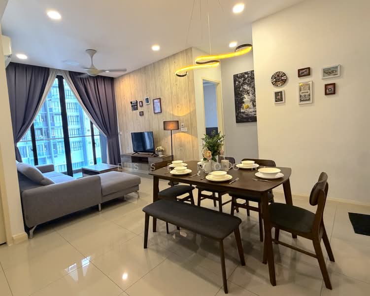 Pangsapuri untuk Disewa di D'Pristine - Jesse Poon - Living Room - PropertyGuru.com.my