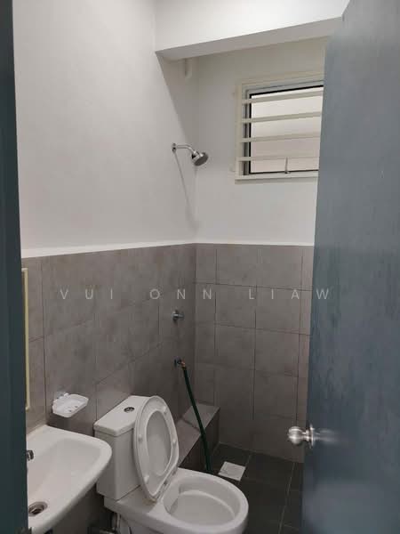Apartment for Rent at Acacia - Vui Onn Liaw - Bathroom - PropertyGuru.com.my