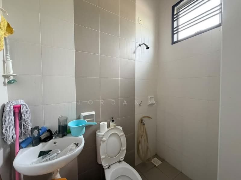 2-storey Terraced House for Sale in Taman Nusa Sentral (Iskandar Puteri (Nusajaya)) - Jordan . - Bathroom - PropertyGuru.com.my
