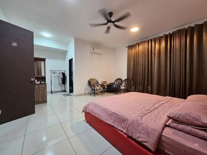 Rumah Teres 2-Tingkat untuk Dijual di Bandar Cemerlang (Ulu Tiram) - ALHAFIZ AZIS - Bedroom - PropertyGuru.com.my
