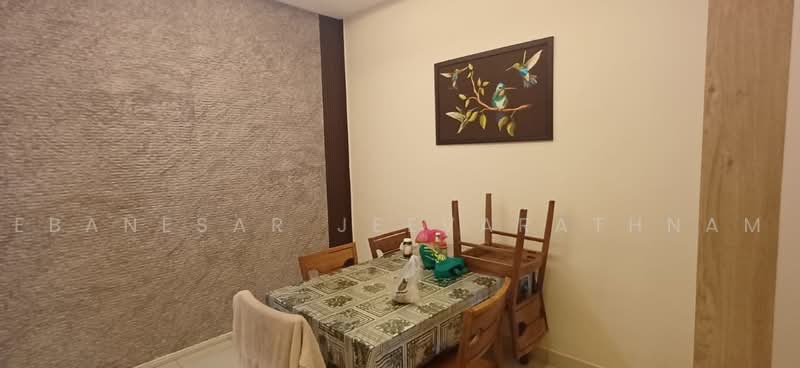 1-storey Terraced House for Sale in Iringan Bayu (Seremban) - Ebanesar Jeevarathnam - Dining Room - PropertyGuru.com.my