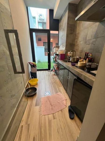 Semi-Detached House for Sale in Taman Adda Heights (Tebrau) - Louis Koh - Kitchen - PropertyGuru.com.my