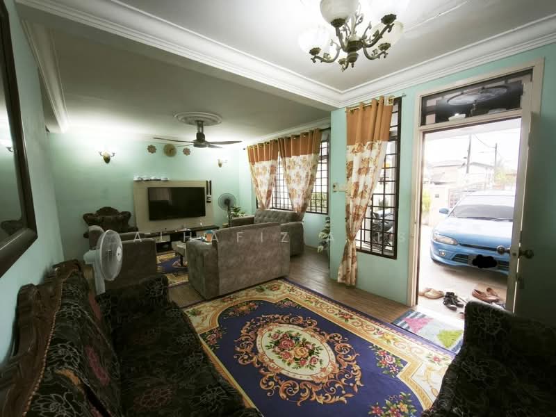 2-storey Terraced House for Sale in Taman Kota Masai (Pasir Gudang) - ALHAFIZ AZIS - Living Room - PropertyGuru.com.my