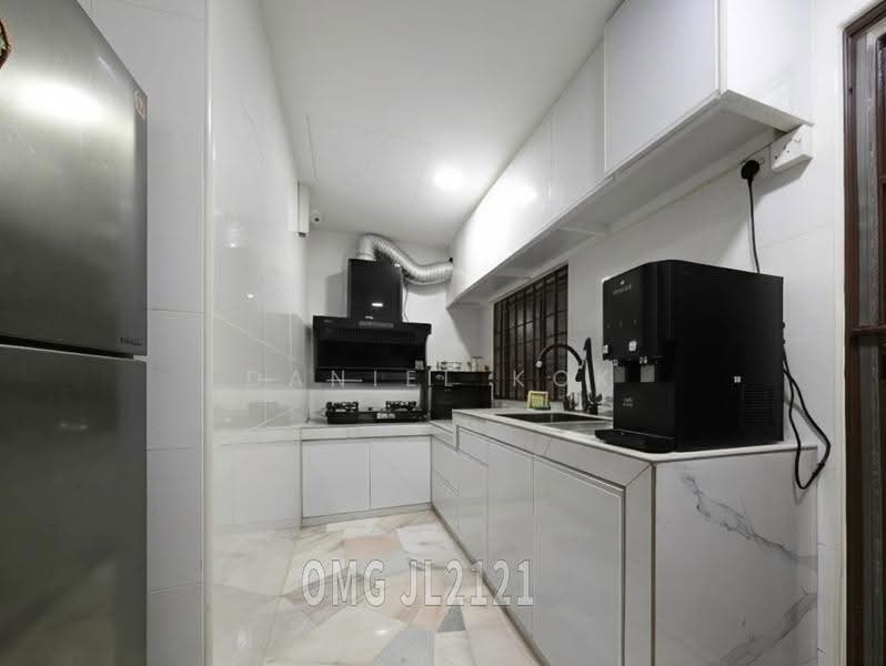 2-storey Terraced House for Sale in Taman Sejati (Klang) - Daniel Kok - Kitchen - PropertyGuru.com.my