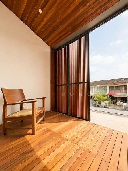 Rumah Teres 2-Tingkat untuk Dijual di Kampung Syed (Pulau Tikus) - Pei Hong - Balcony - PropertyGuru.com.my