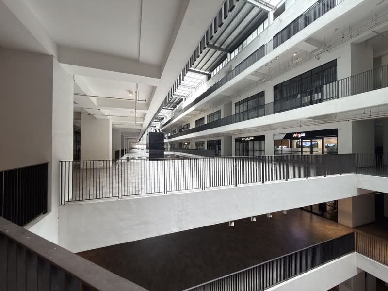 Shop / Office for Rent in Petaling Jaya (Selangor) - Pauline Ang - Building Interior - PropertyGuru.com.my