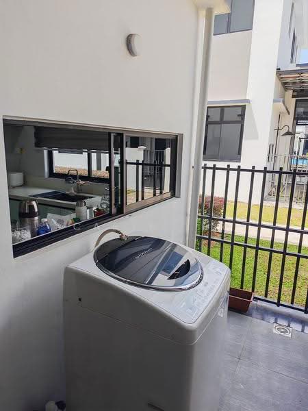 Rumah Teres 2-Tingkat untuk Dijual di Taman Ekoflora (Johor Bahru) - Caryn Ter - Exterior - PropertyGuru.com.my
