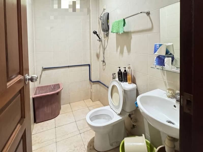Rumah Berkembar untuk Dijual di Butterworth (Penang) - Vyinnes Ang - Bathroom - PropertyGuru.com.my