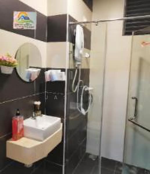 Service Residence for Rent at D'Secret Garden (Pangsapuri Kempas Indah) - Jas Tay - Bathroom - PropertyGuru.com.my