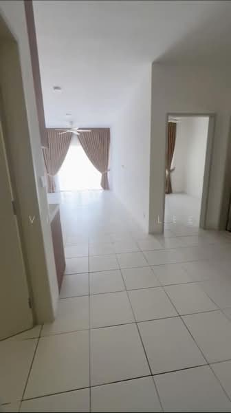 Kondominium untuk Disewa di Residensi Sateria - Vincent Lee - Living Room - PropertyGuru.com.my
