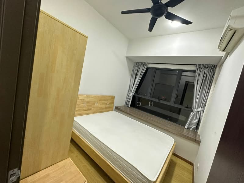 Kondominium untuk Disewa di Bay Point @ Country Garden Danga Bay - Kay Loh - Bedroom - PropertyGuru.com.my