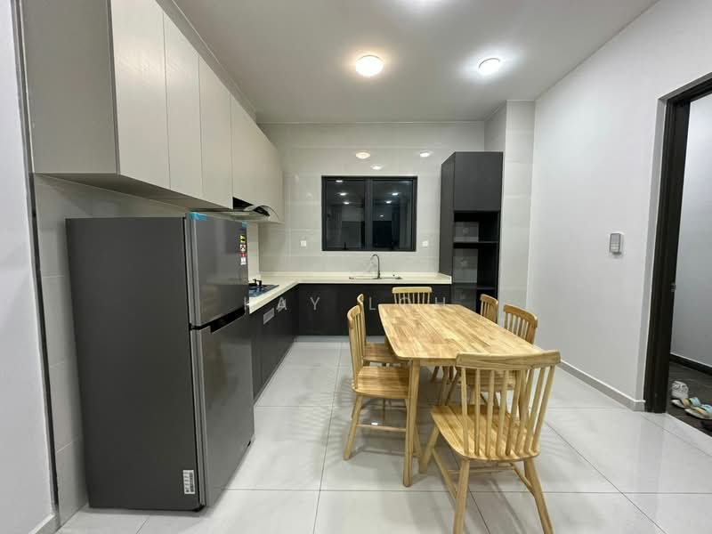 Kondominium untuk Disewa di Bay Point @ Country Garden Danga Bay - Kay Loh - Kitchen - PropertyGuru.com.my