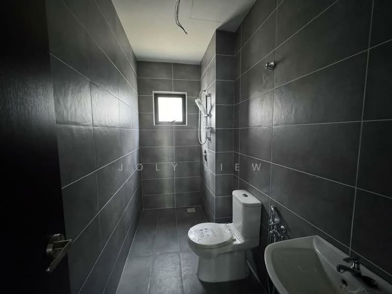 Rumah Teres 3-Tingkat untuk Dijual di Batu 9 (Cheras) - Joly Liew - Bathroom - PropertyGuru.com.my
