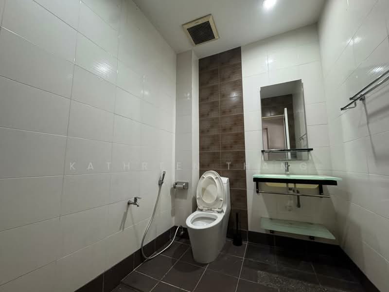 2.5-storey Terraced House for Sale in Bandar Sri Damansara (Selangor) - Kathreen Thang - Bathroom - PropertyGuru.com.my