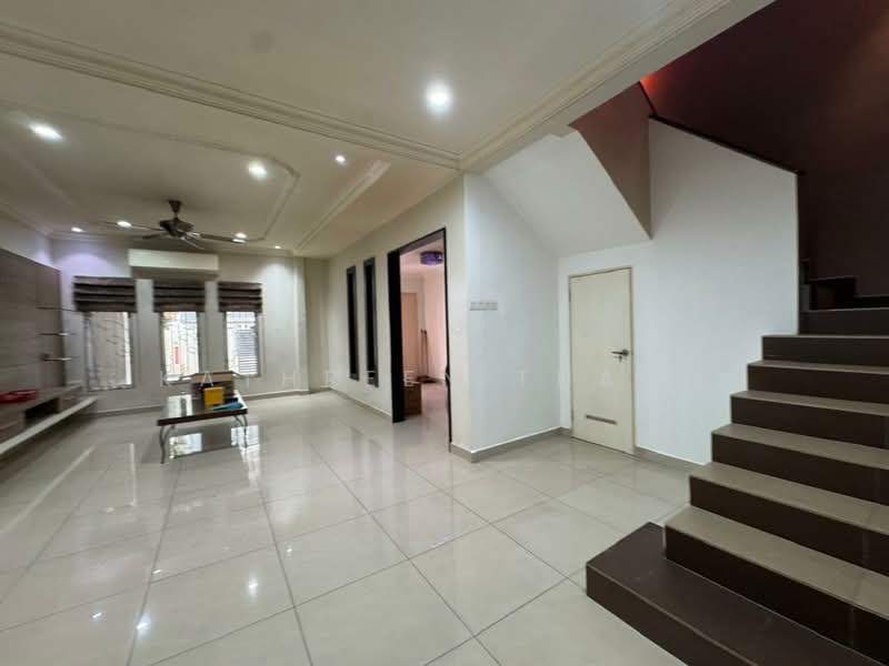2.5-storey Terraced House for Sale in Bandar Sri Damansara (Selangor) - Kathreen Thang - Living Room - PropertyGuru.com.my