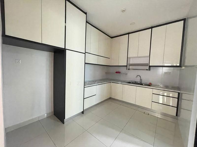 Rumah Berkembar untuk Dijual di Setia Eco Glades (Cyberjaya) - Izza Is - Kitchen - PropertyGuru.com.my