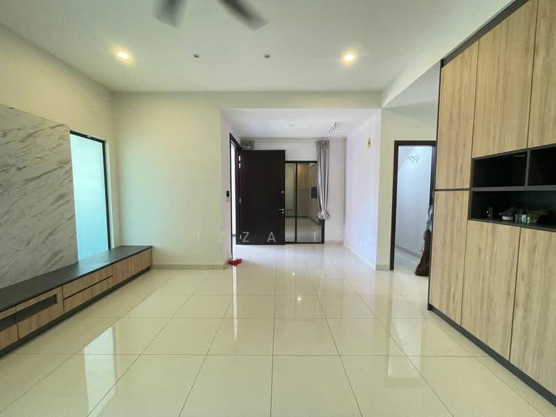 Rumah Berkembar untuk Dijual di Setia Eco Glades (Cyberjaya) - Izza Is - Living Room - PropertyGuru.com.my