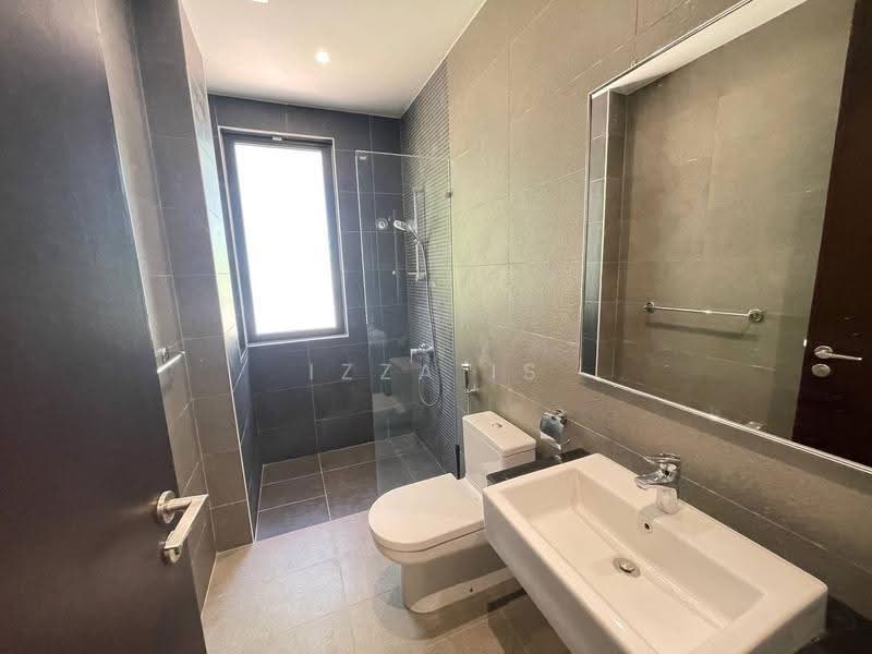 Rumah Berkembar untuk Dijual di Setia Eco Glades (Cyberjaya) - Izza Is - Bathroom - PropertyGuru.com.my