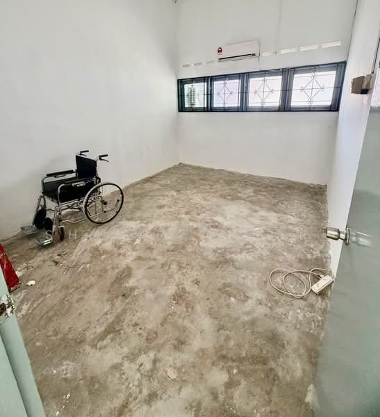 1-storey Terraced House for Sale in Taman Sri Putih (Seremban) - Sharul Ansari - Room - PropertyGuru.com.my