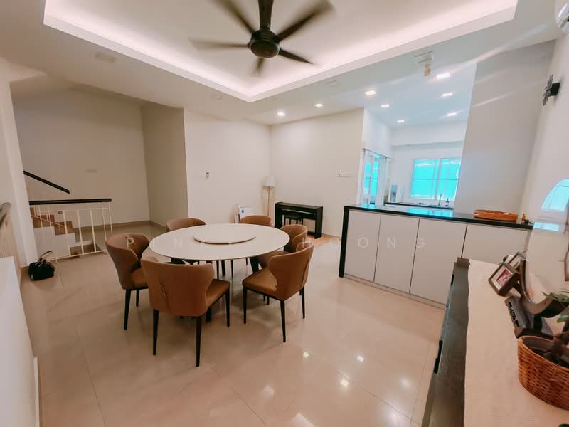 Rumah Teres 2.5-Tingkat untuk Dijual di Valencia (Sungai Buloh) - Pinky Choong - PropertyGuru.com.my