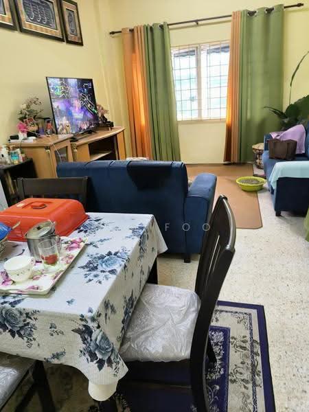 Flat for Sale at Taman Mewah Cheras - Tom Foo - Living Room - PropertyGuru.com.my