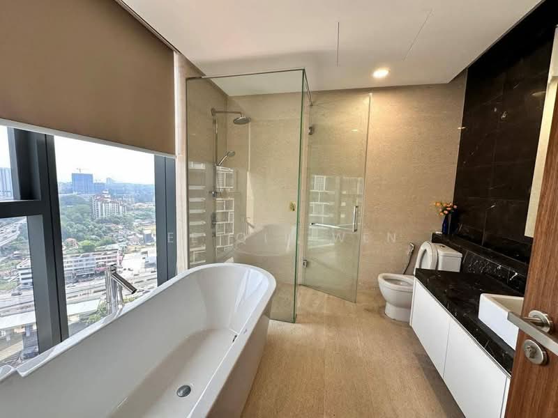 Service Residence for Rent at The Astaka @ 1 Bukit Senyum - Lee Qiu Wen - Bathroom - PropertyGuru.com.my