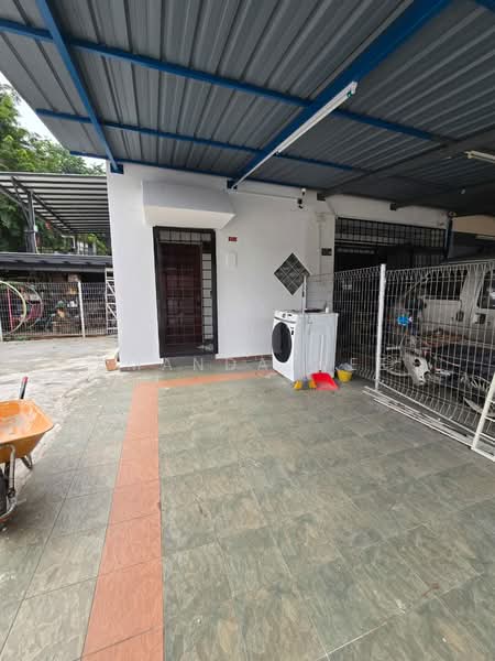 1.5-storey Terraced House for Rent in Jalan Klang Lama (Old Klang Road) (Kuala Lumpur) - Amanda Wee - Exterior - PropertyGuru.com.my