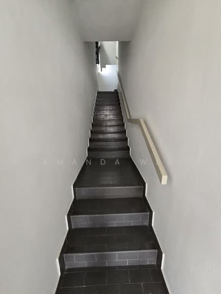 1.5-storey Terraced House for Rent in Jalan Klang Lama (Old Klang Road) (Kuala Lumpur) - Amanda Wee - Corridor - PropertyGuru.com.my