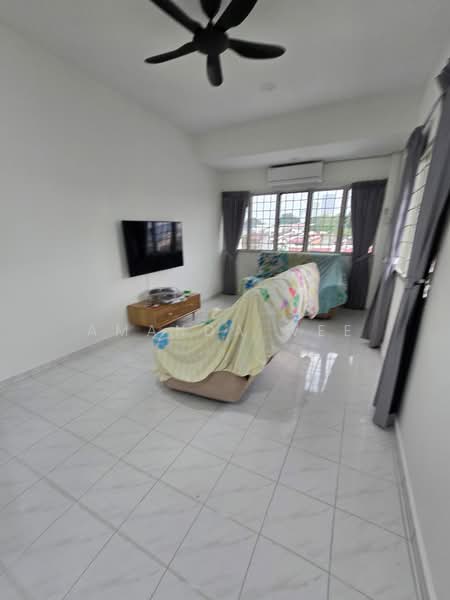 1.5-storey Terraced House for Rent in Jalan Klang Lama (Old Klang Road) (Kuala Lumpur) - Amanda Wee - Living Room - PropertyGuru.com.my