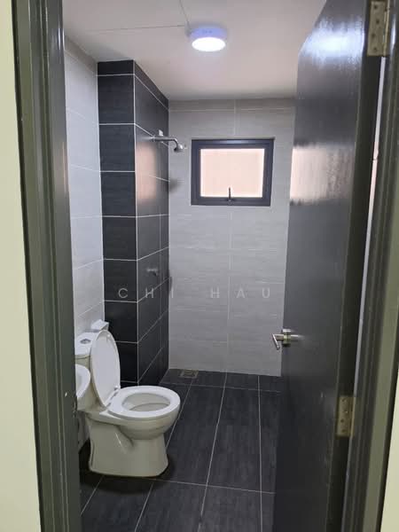 Service Residence for Rent at EDUSENTRAL - Chi Hau - Bathroom - PropertyGuru.com.my