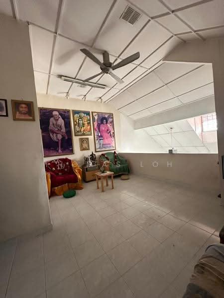 Terraced House for Sale in Usj 2 (Subang Jaya) - Thomas Loh - Living Room - PropertyGuru.com.my