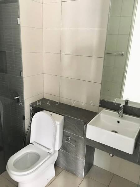 Service Residence for Sale at Serini Melawati - Ahmad Muslim - Bathroom - PropertyGuru.com.my