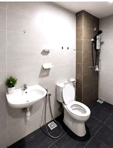 Service Residence for Rent at Princeton Suites @ EduSentral - Chi Hau - Bathroom - PropertyGuru.com.my