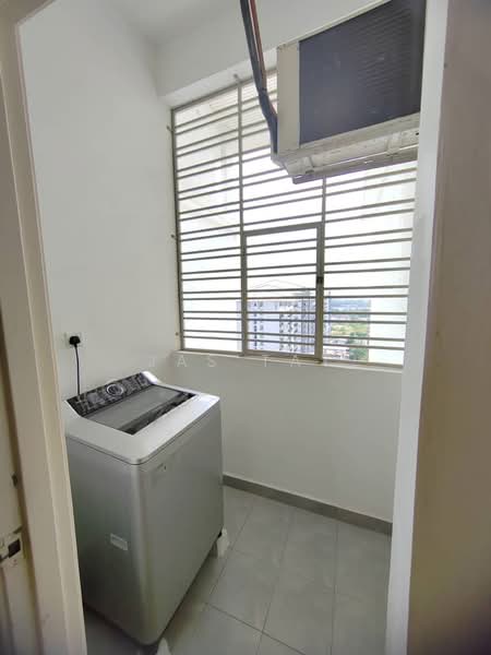 Apartment for Rent at Austin Suites (Permata Austin) - Jas Tay - Interior - PropertyGuru.com.my
