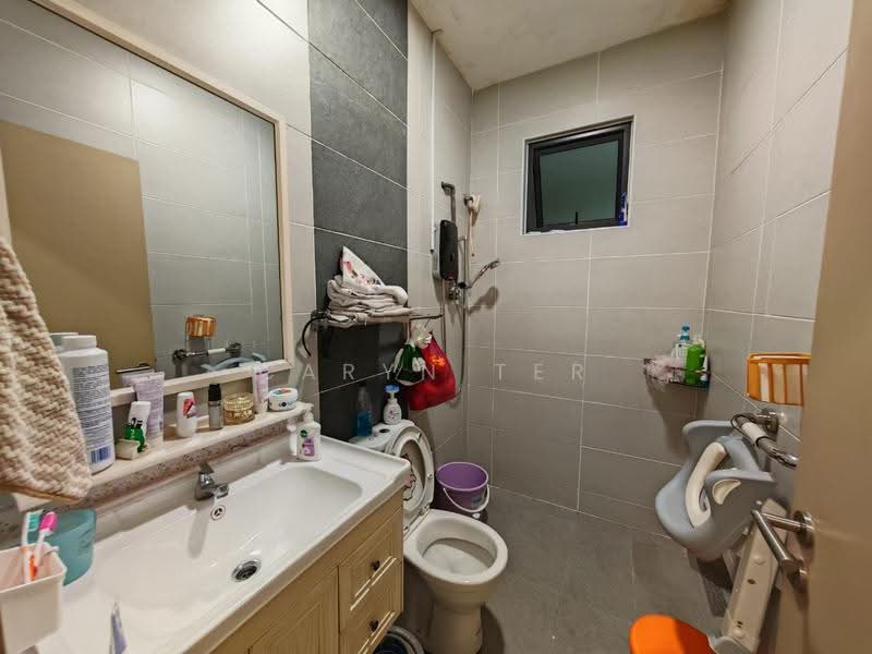 Rumah Kluster untuk Dijual di Taman Glenmarie (Johor Bahru) - Caryn Ter - Bathroom - PropertyGuru.com.my