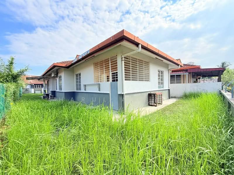 Semi-Detached House for Sale in Seremban 3 (Rasah) - Sharul Ansari - Exterior - PropertyGuru.com.my