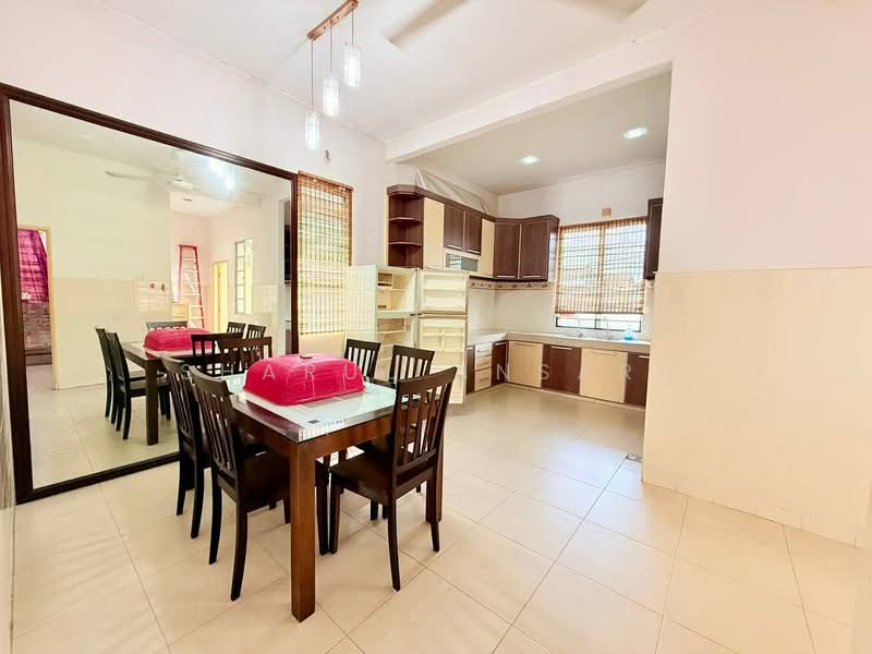 Semi-Detached House for Sale in Seremban 3 (Rasah) - Sharul Ansari - Dining Room - PropertyGuru.com.my