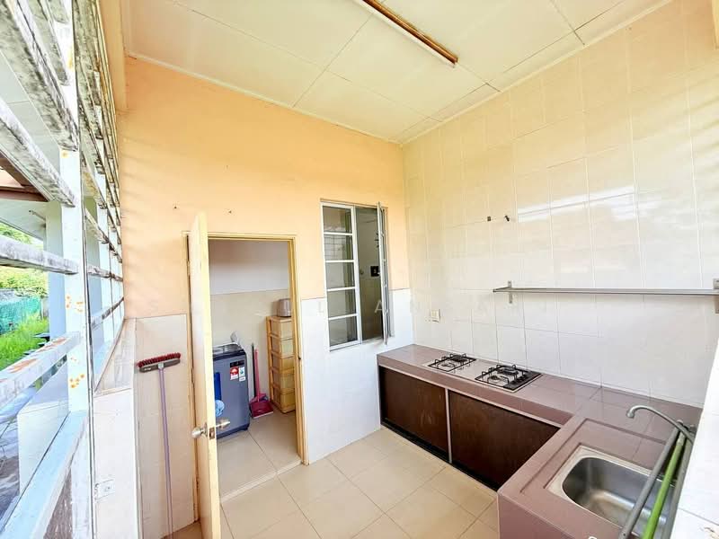 Semi-Detached House for Sale in Seremban 3 (Rasah) - Sharul Ansari - Kitchen - PropertyGuru.com.my