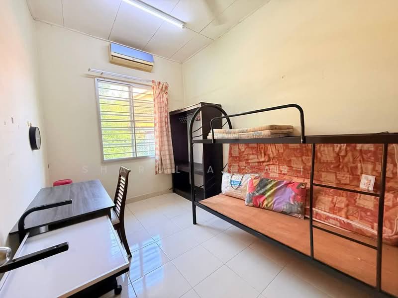 Semi-Detached House for Sale in Seremban 3 (Rasah) - Sharul Ansari - Bedroom - PropertyGuru.com.my