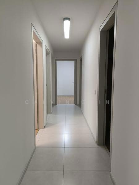 Kediaman Servis untuk Disewa di Melawati : Park One - calvin Chin - Corridor - PropertyGuru.com.my