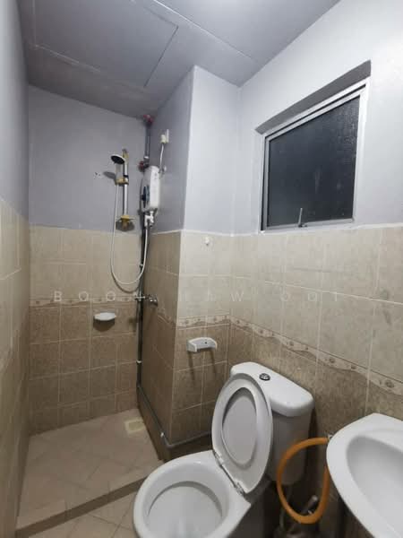 Condominium for Rent at Park View Tower - Boon Haw Ooi - Bathroom - PropertyGuru.com.my